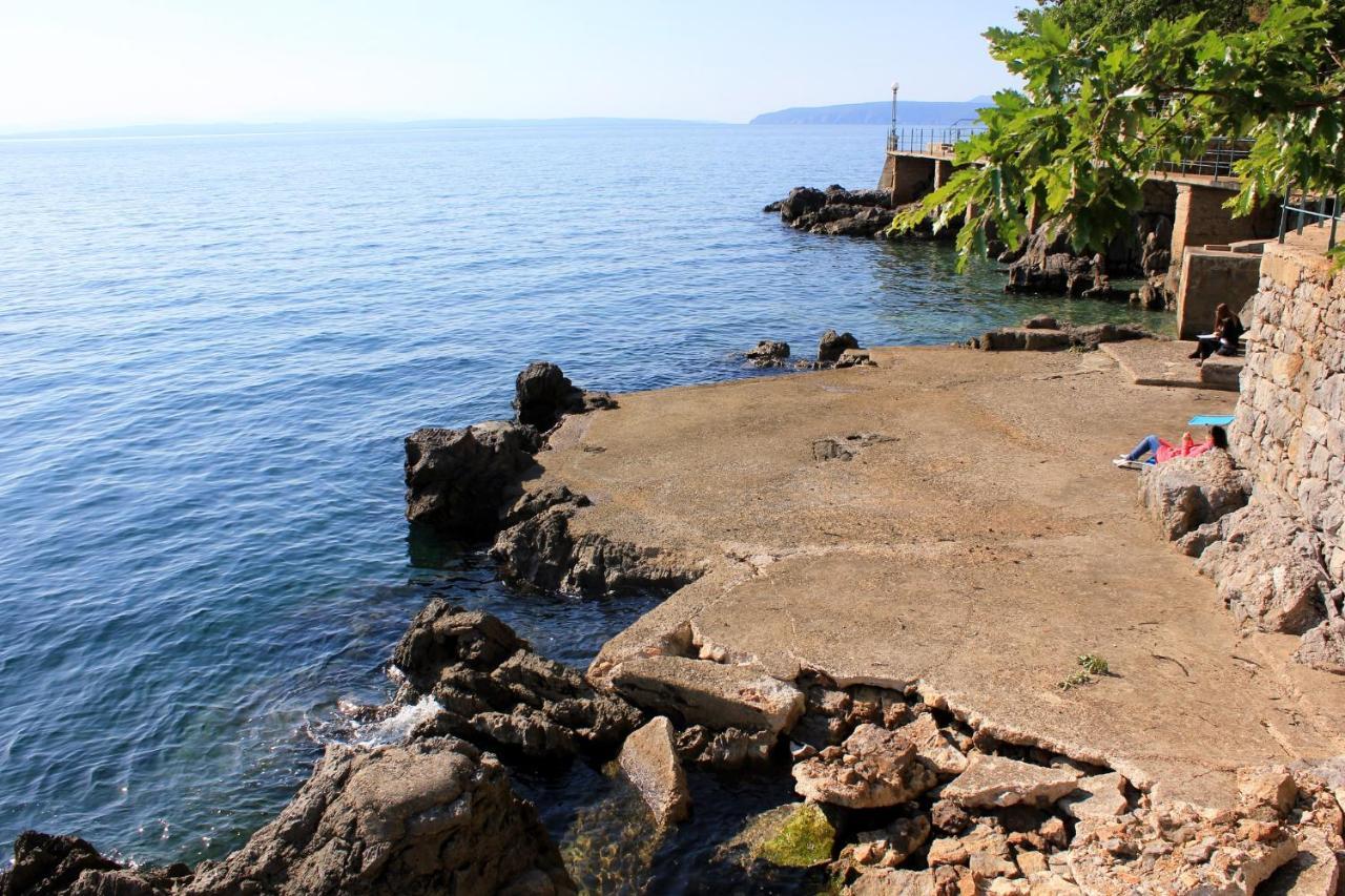 Apartments With A Parking Space Lovran, Opatija - 7705 Exterior foto