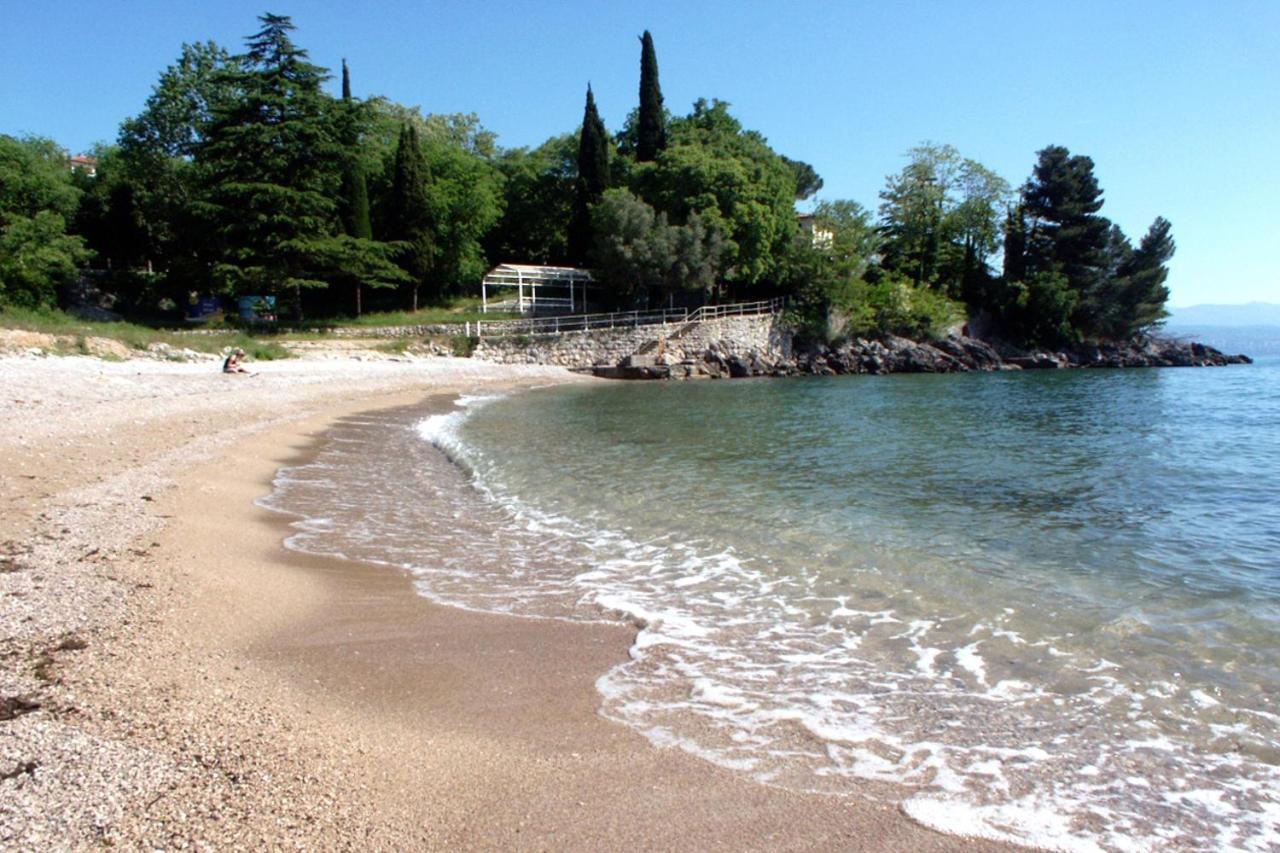 Apartments With A Parking Space Lovran, Opatija - 7705 Exterior foto
